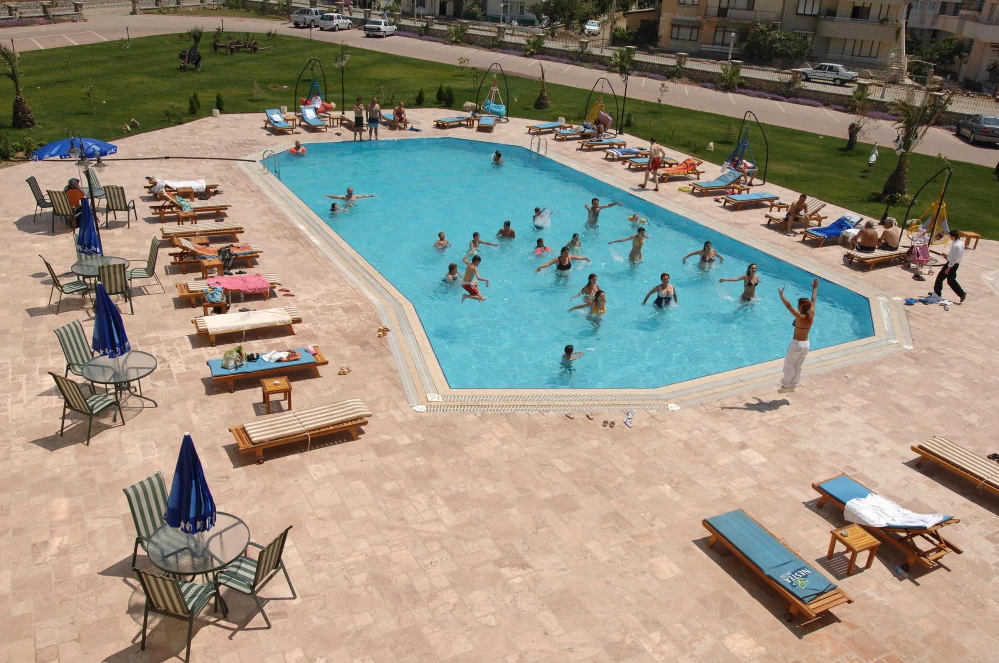 Gure Saruhan Thermal Akçay Esterno foto